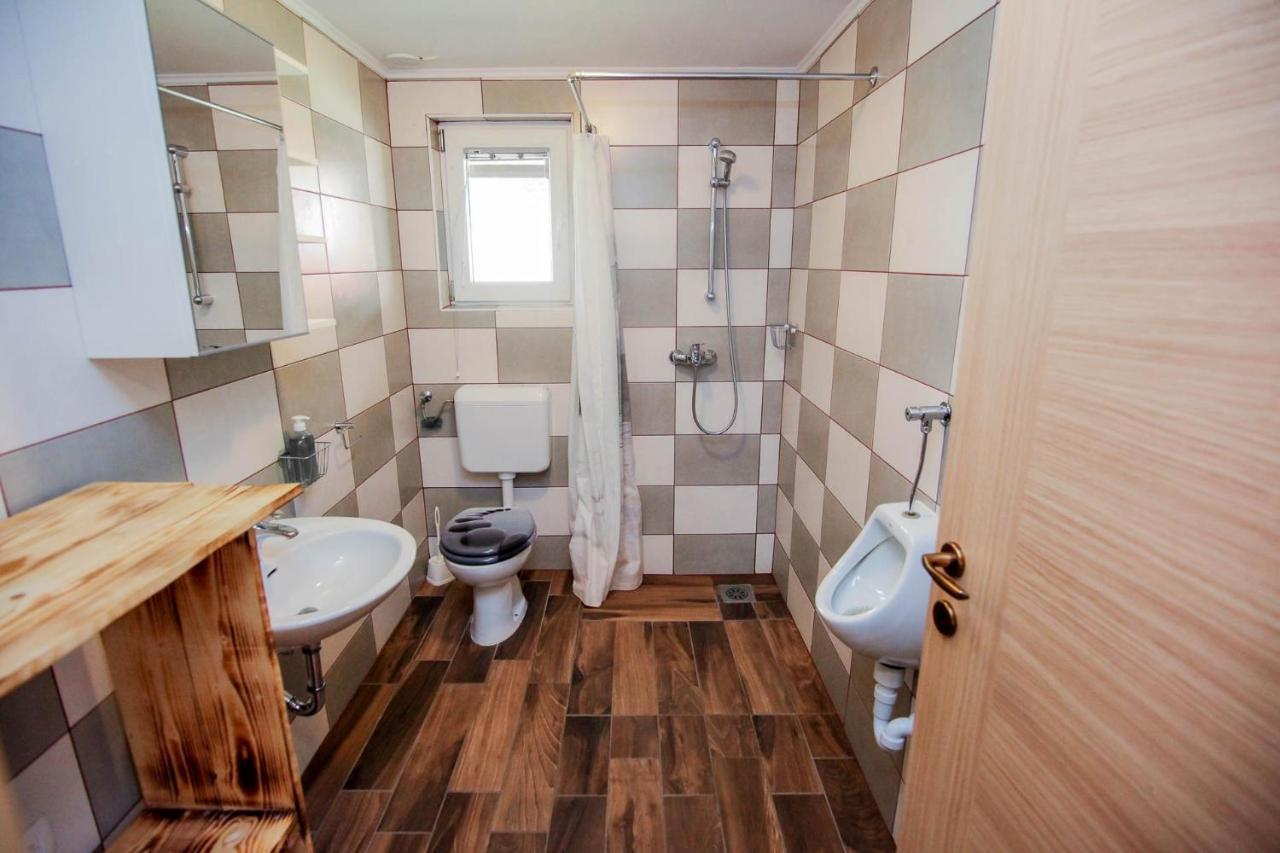 Apartmaji Pri Kozmavo - Little House ボーヒニ エクステリア 写真